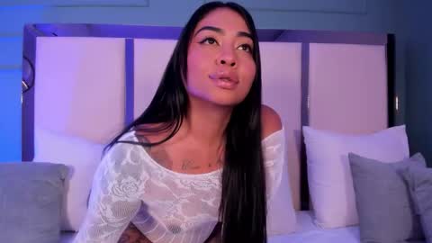 Snapshot of aisha_brownn chatting on September 14, 2025, 4:22 am Aisha online show from September 14, 2025, 4:22 am