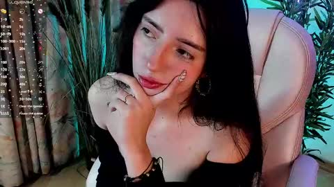 Aisha online show from March 5, 2025, 2:45 pm