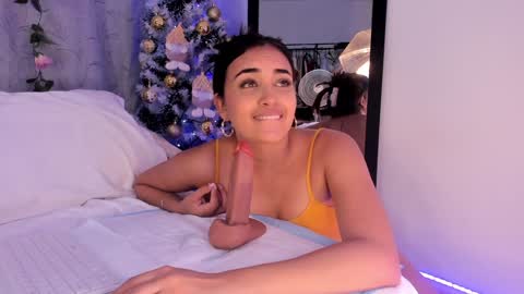 Aisha online show from December 9, 2024, 5:30 pm