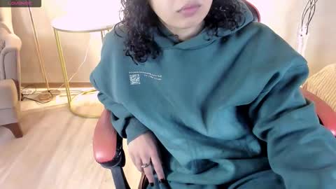 Aisha online show from February 8, 2026, 5:44 am