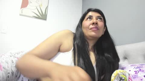 Katie   online show from December 12, 2024, 11:58 pm