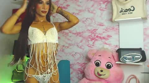 aisha_sex222 online show from March 27, 2026, 10:53 pm