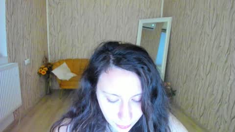 Snapshot of aisharouhi chatting on December 20, 2024, 5:25 am Aisha online show from December 20, 2024, 5:25 am