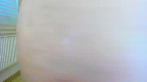 Snapshot of aisharouhi chatting on December 21, 2024, 5:36 am Aisha online show from December 21, 2024, 5:36 am