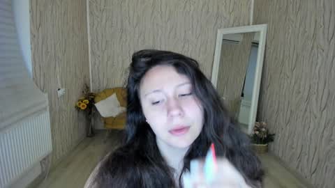 Snapshot of aisharouhi chatting on January 2, 2025, 5:24 am Aisha online show from January 2, 2025, 5:24 am