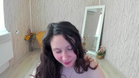 Snapshot of aisharouhi chatting on February 6, 2025, 9:43 am Aisha online show from February 6, 2025, 9:43 am