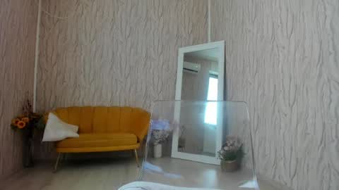 Snapshot of aisharouhi chatting on February 10, 2025, 9:25 am Aisha online show from February 10, 2025, 9:25 am