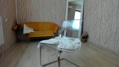 Snapshot of aisharouhi chatting on February 15, 2025, 11:39 am Aisha online show from February 15, 2025, 11:39 am