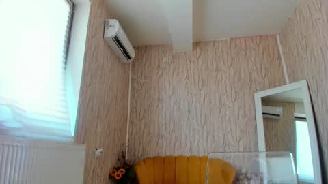 Snapshot of aisharouhi chatting on March 10, 2025, 6:38 am Aisha online show from March 10, 2025, 6:38 am
