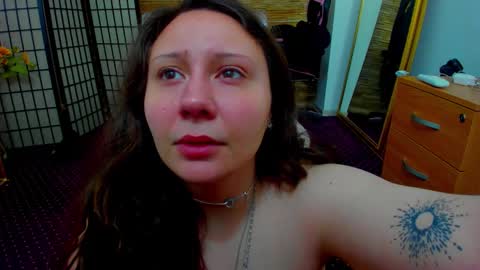 Aisha online show from February 6, 2026, 5:23 am