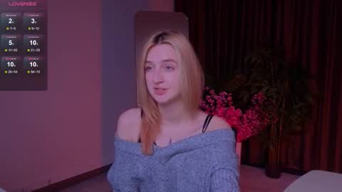 aishiro online show from December 1, 2025, 1:38 pm