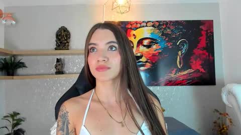 little aitana  online show from March 11, 2026, 3:23 am