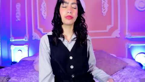 Snapshot of aitanajohns chatting on September 18, 2025, 12:07 pm Aitana online show from September 18, 2025, 12:07 pm