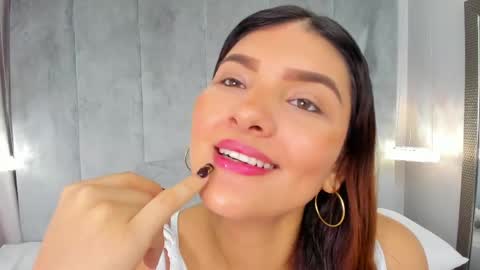 Snapshot of aitanajones1_ chatting on May 18, 2026, 11:49 am Aitana online show from May 18, 2026, 11:49 am