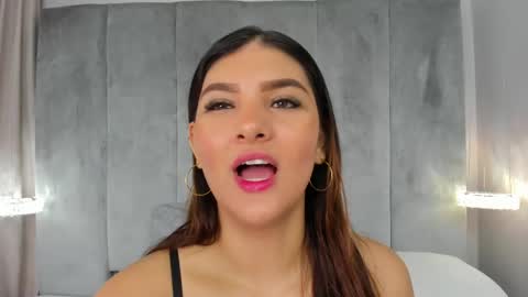Snapshot of aitanajones1_ chatting on May 20, 2026, 11:05 am Aitana online show from May 20, 2026, 11:05 am