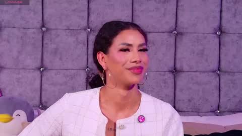 Snapshot of aivadumont chatting on February 24, 2026, 12:08 am Queen Dumont online show from February 24, 2026, 12:08 am