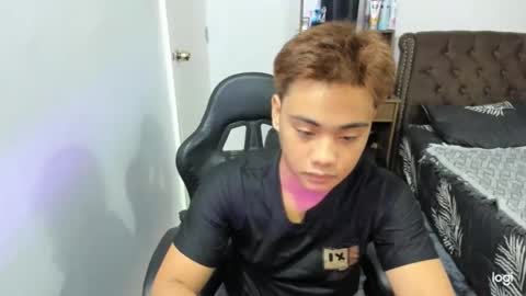 aizawa194624 online show from March 29, 2026, 5:46 pm