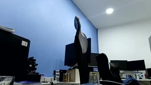 Esteban online show from March 8, 2025, 9:28 am