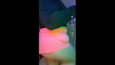 Snapshot of ajsquirts chatting on November 4, 2025, 7:40 am ajsquirts online show from November 4, 2025, 7:40 am