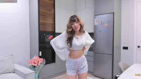 Snapshot of akari_star chatting on June 4, 2026, 11:55 pm Akari online show from June 4, 2026, 11:55 pm