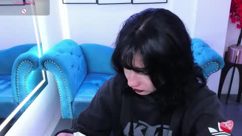 Snapshot of akaza_hakuji_ chatting on February 27, 2026, 1:00 pm Azaka online show from February 27, 2026, 1:00 pm