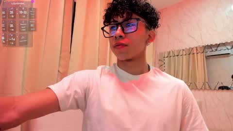 akazaboy online show from January 10, 2025, 4:12 am