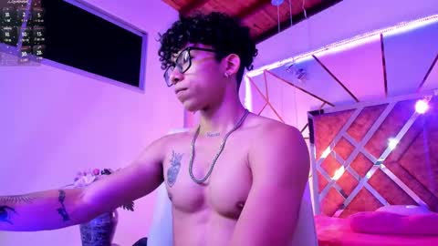 akazaboy online show from March 12, 2025, 10:37 am