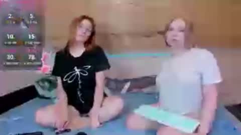 Snapshot of akina_mist chatting on July 10, 2026, 5:59 pm Ask me online show from July 10, 2026, 5:59 pm