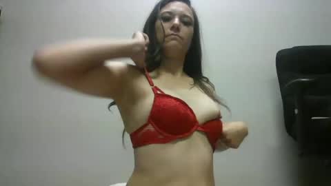 akizzy021 online show from June 17, 2026, 3:02 pm