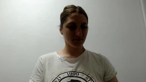 akyragrace online show from June 8, 2026, 9:59 pm