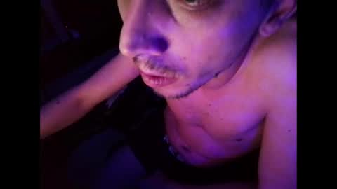 Snapshot of akyy97hun chatting on February 13, 2025, 8:27 am akyy97hun online show from February 13, 2025, 8:27 am