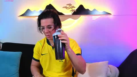 Al Fox  Miko Fortuni  online show from April 9, 2026, 3:39 am