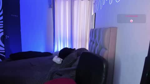 Ander uwu online show from November 18, 2025, 7:51 pm