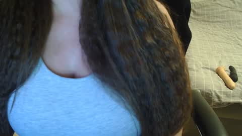 Alisha online show from December 25, 2024, 3:38 pm