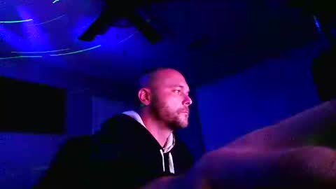 alabamacrazy85 online show from January 6, 2026, 2:37 am