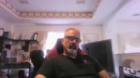 aladdin31673 online show from April 13, 2026, 10:59 pm