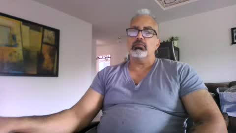 Snapshot of aladdin31673 chatting on July 12, 2026, 9:28 pm aladdin31673 online show from July 12, 2026, 9:28 pm