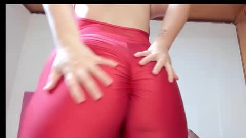 alahia66 online show from December 21, 2025, 1:07 pm