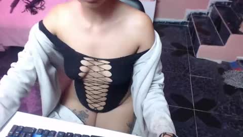 alaia_blue1 online show from July 28, 2026, 7:39 pm