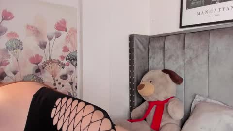 Alaia Carter online show from February 25, 2026, 4:44 am