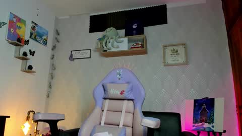 Alaia online show from February 11, 2026, 8:03 pm