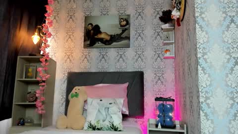 Alaia online show from March 15, 2026, 9:10 pm