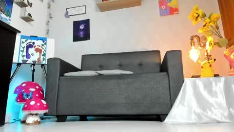 Snapshot of alaia_love77 chatting on May 13, 2026, 3:53 pm Alaia online show from May 13, 2026, 3:53 pm