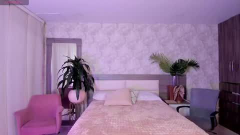 alaiaguerra online show from March 27, 2026, 7:57 pm