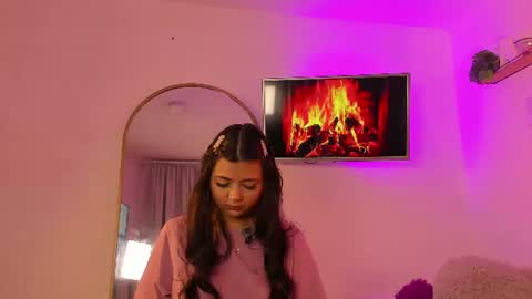 Snapshot of alaiarogerss chatting on June 12, 2026, 10:47 am online show from June 12, 2026, 10:47 am