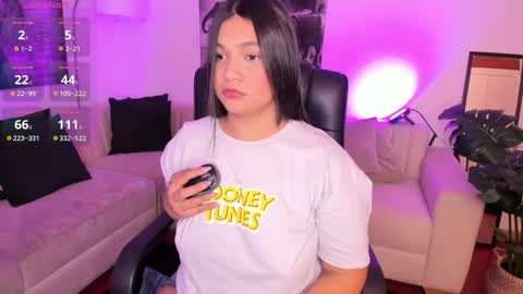Snapshot of alaiia7 chatting on March 8, 2025, 7:20 pm Alaia online show from March 8, 2025, 7:20 pm