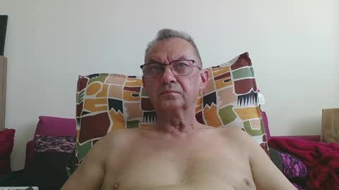 Snapshot of alain5159 chatting on May 26, 2026, 9:05 am alain5159 online show from May 26, 2026, 9:05 am