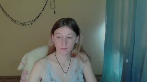 Snapshot of alalaska_ana chatting on May 5, 2026, 6:54 am Anna online show from May 5, 2026, 6:54 am
