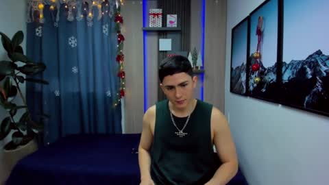 Snapshot of alan_nd_kevin chatting on December 29, 2024, 11:40 am Alan  Kevin can we reach 100 thumbs up please guys  online show from December 29, 2024, 11:40 am