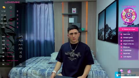 Snapshot of alan_nd_kevin chatting on January 3, 2025, 2:40 pm Alan  Kevin can we reach 100 thumbs up please guys  online show from January 3, 2025, 2:40 pm